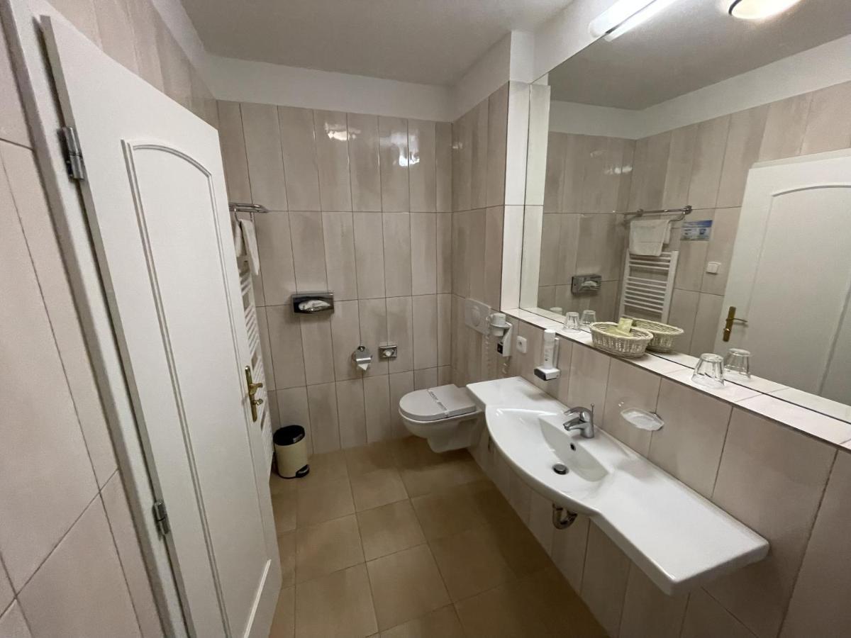 Hotel Reza Františkovy Lázně Eksteriør bilde