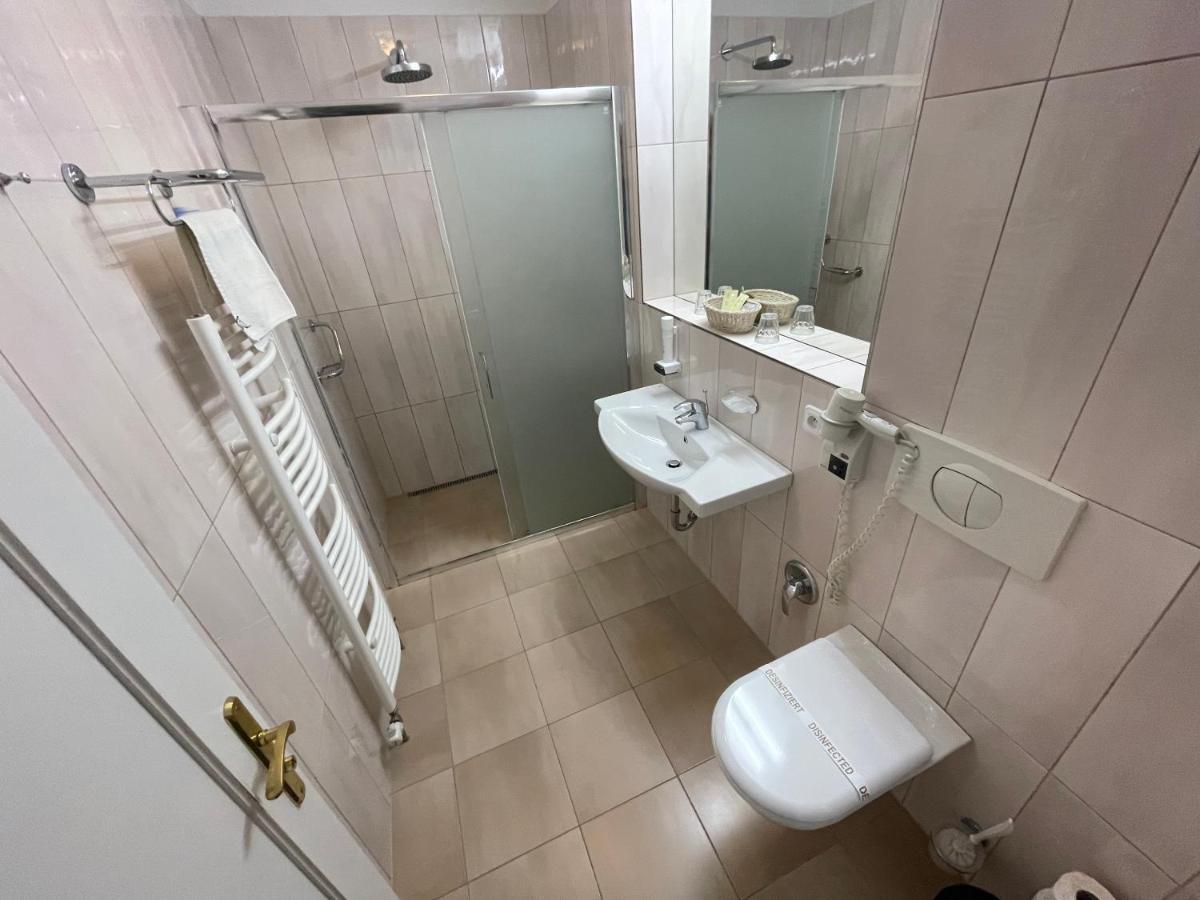 Hotel Reza Františkovy Lázně Eksteriør bilde